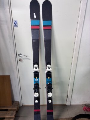 177 cm Beg Slalomskidor R 3D