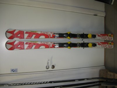 164 cm Beg Slalomskidor Atomic Redster SL Edge