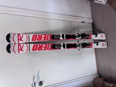 130 cm Beg. barnskida Rossignol HERO R 10m 108-67-94