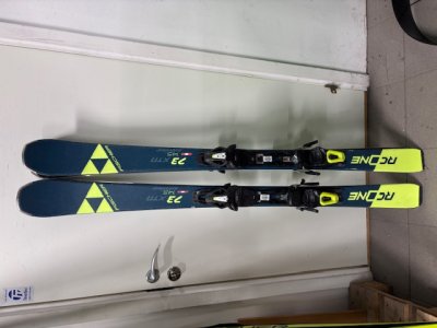 145 cm Beg Slalomskidor Fischer